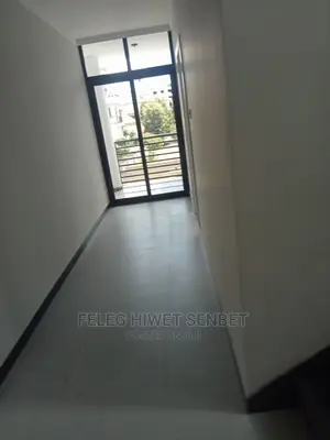 6bdrm House in አአ, Bole for Sale