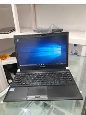 Laptop Toshiba Satellite C55 4GB HDD 500GB