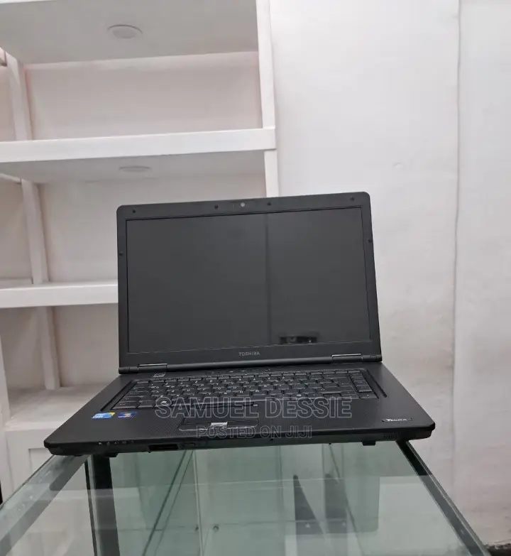 Laptop Toshiba Satellite C55 8GB Intel Core I5 HDD 1T