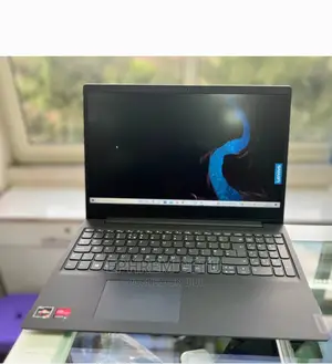 New Laptop Lenovo Ideapad 3 8GB AMD Ryzen 3 SSD 256GB