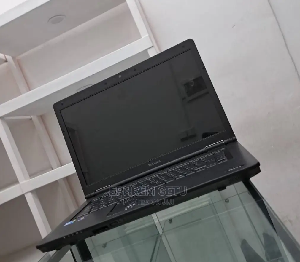 Laptop Toshiba Satellite C55 8GB Intel Core I5 HDD 1T