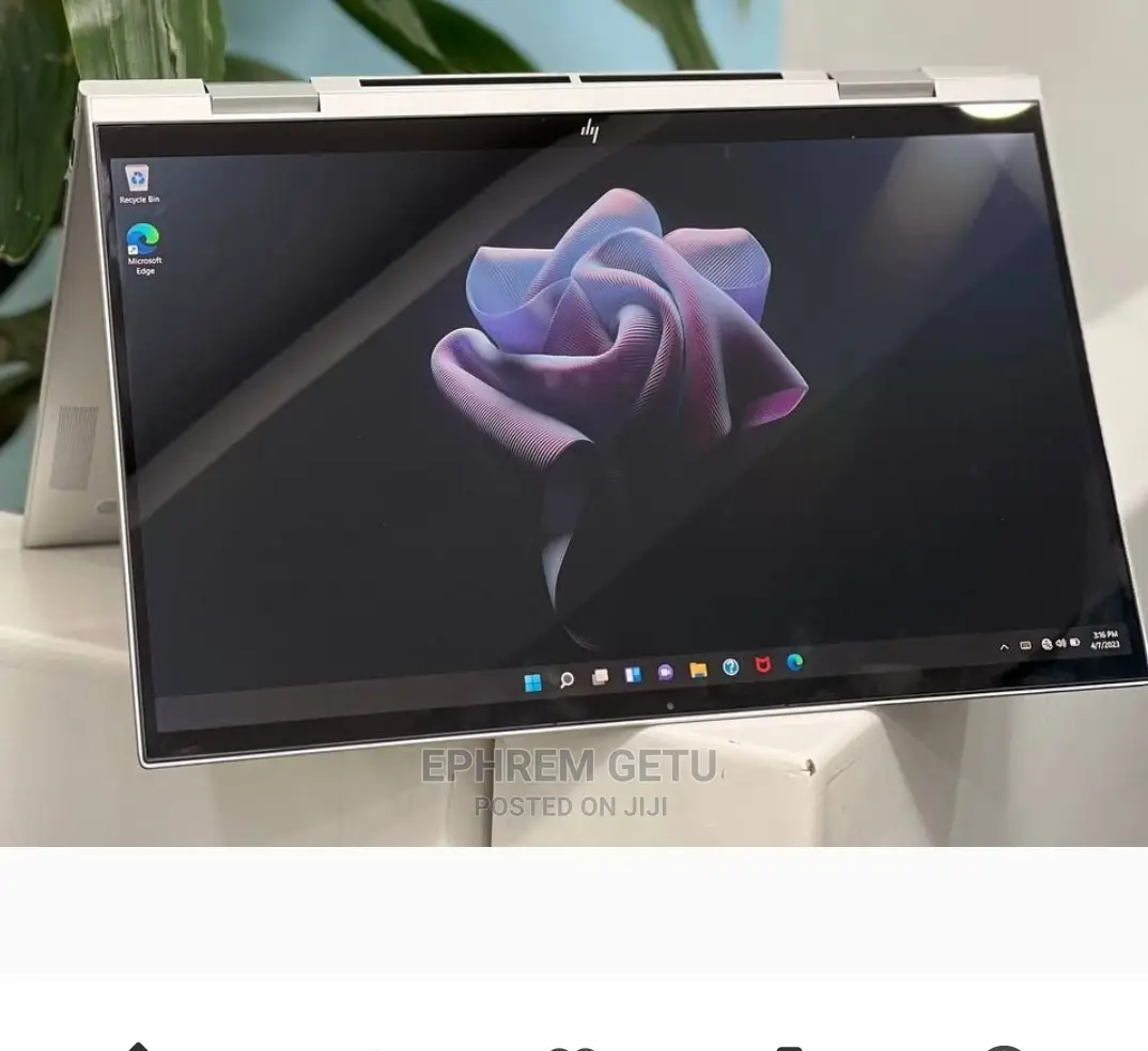New Laptop HP Envy X360 12GB Intel Core I5 SSD 512GB