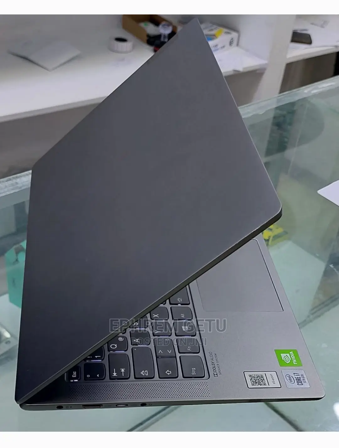 New Laptop Lenovo Ideapad 3 12GB Intel Core I7 SSD 1T