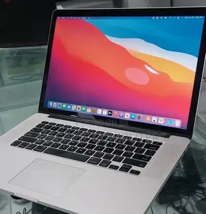 New Laptop Apple MacBook Pro 2014 16GB Intel Core I7 SSD 256GB