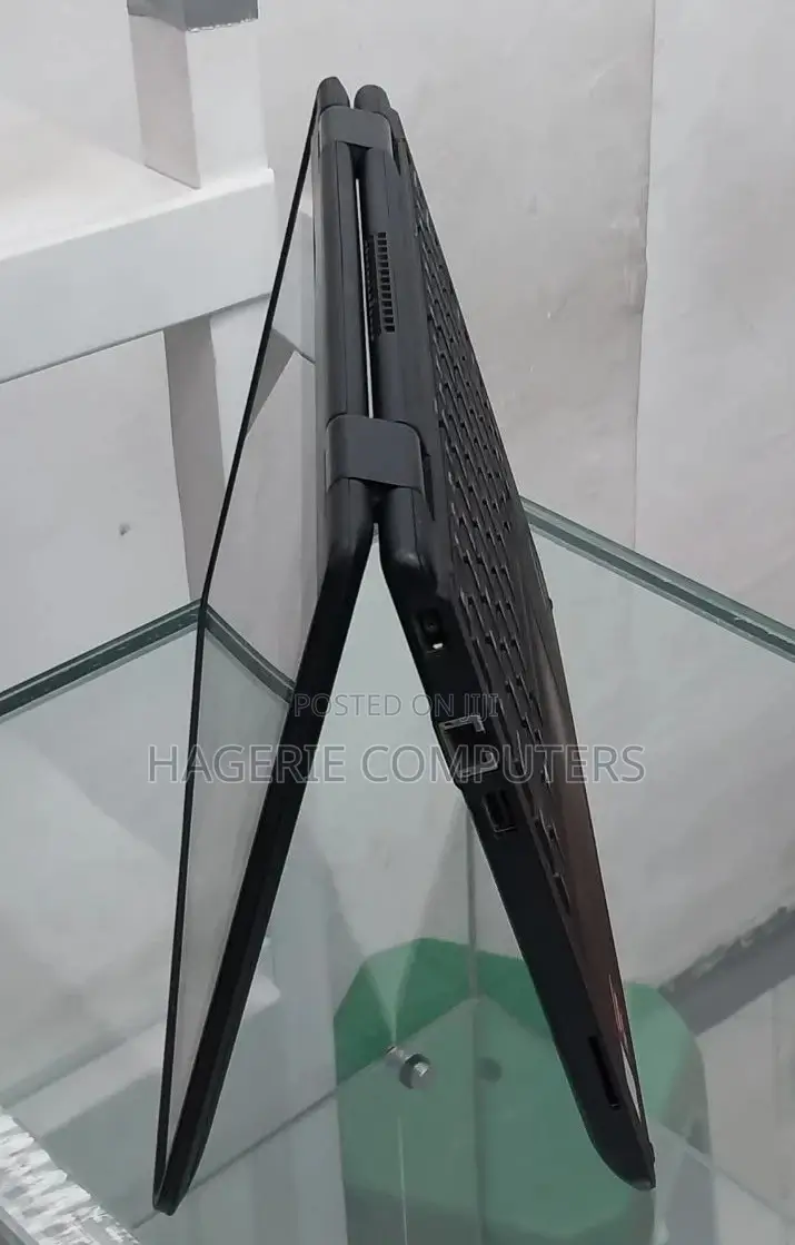 New Laptop Lenovo ThinkPad 11e 8GB Intel Core I3 SSD 256GB