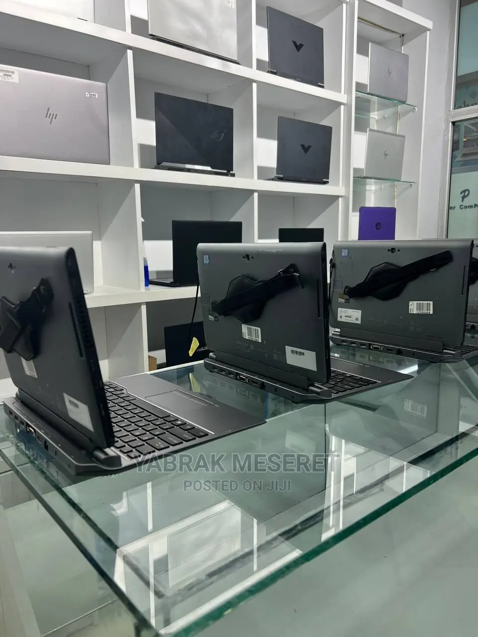 New Laptop 8GB Intel Core I7 SSD 256GB