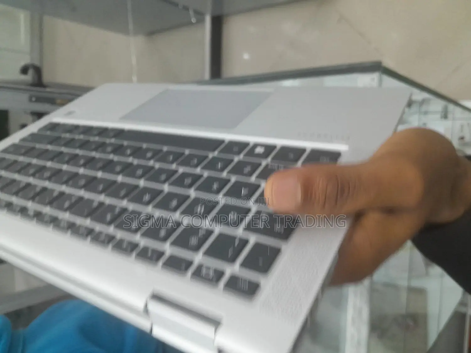 New Laptop HP EliteBook X GB Intel Core I7 SSD 512GB