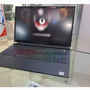 New Laptop Alienware M17x R2 32GB Intel Core I7 SSD 1T