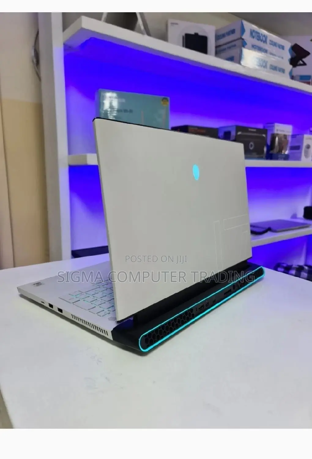 New Laptop Alienware M17x R2 32GB Intel Core I7 SSD 2T