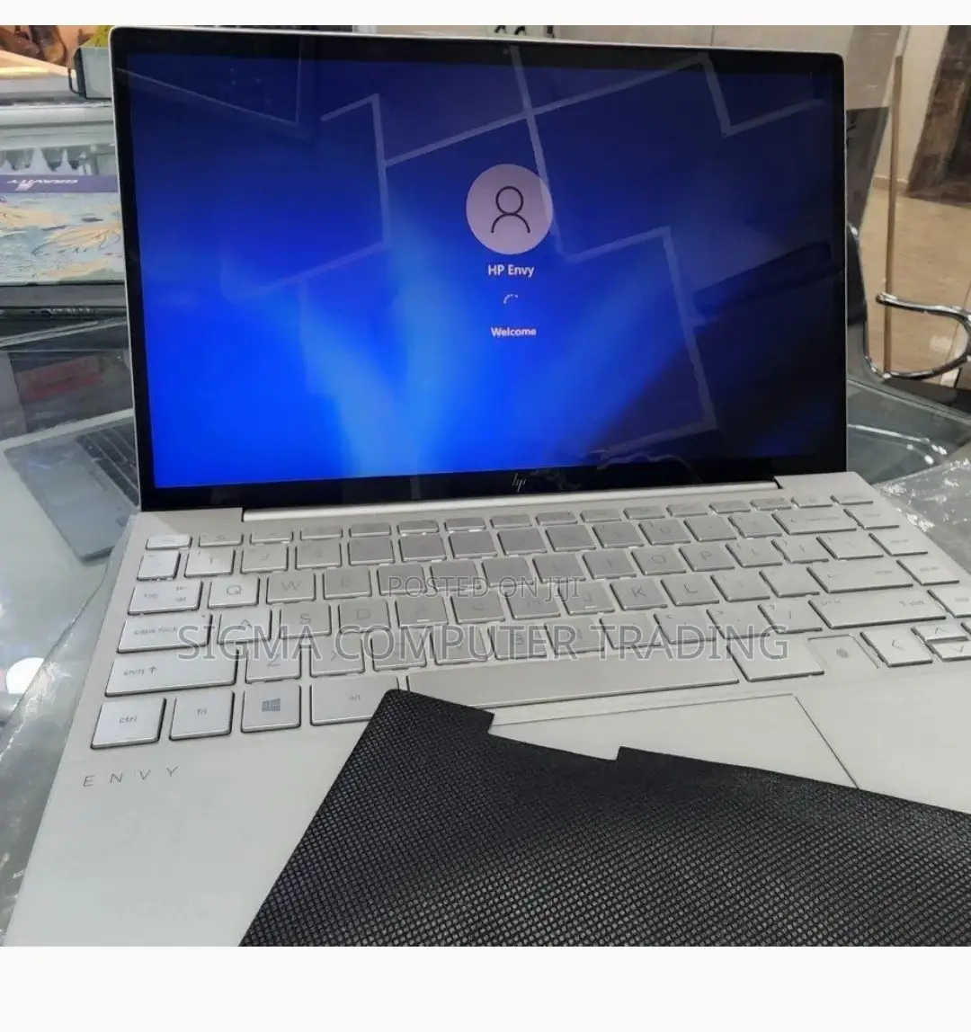 New Laptop HP Envy 13 16GB Intel Core I5 SSD 512GB