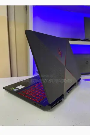 New Laptop HP Omen 15 8GB Intel Core I5 SSD 512GB
