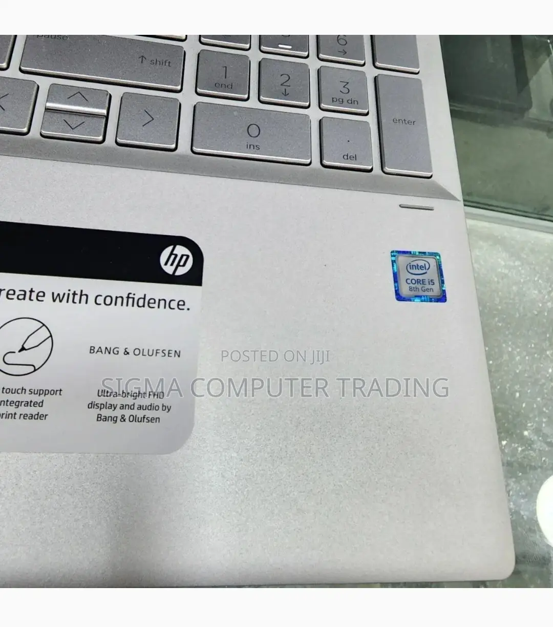 New Laptop HP Envy X360 8GB Intel Core I5 SSD 256GB