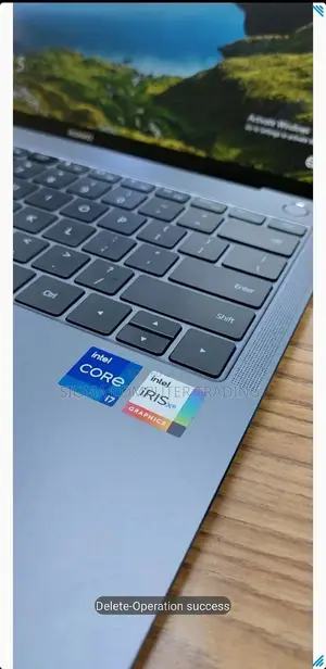 Photo - New Laptop Huawei MateBook X Pro 16GB Intel Core I7 SSD 512GB