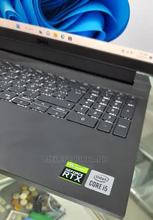 New Laptop Dell 8GB Intel Core I5 SSD 512GB