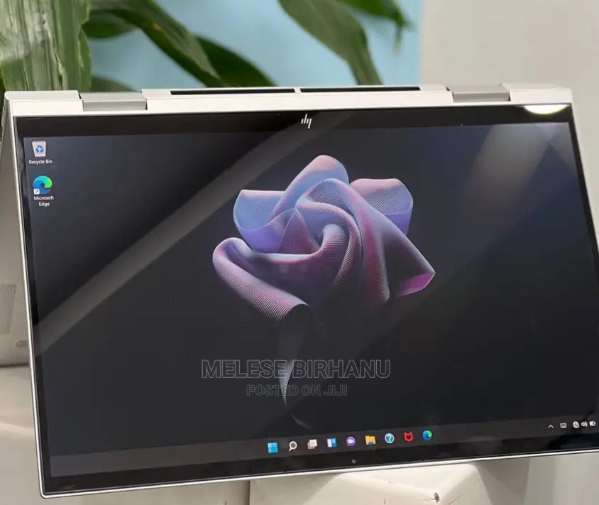 New Laptop HP Envy X360 12GB Intel Core I5 SSD 512GB