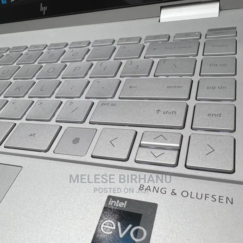 New Laptop HP Envy X360 12GB Intel Core I5 SSD 512GB