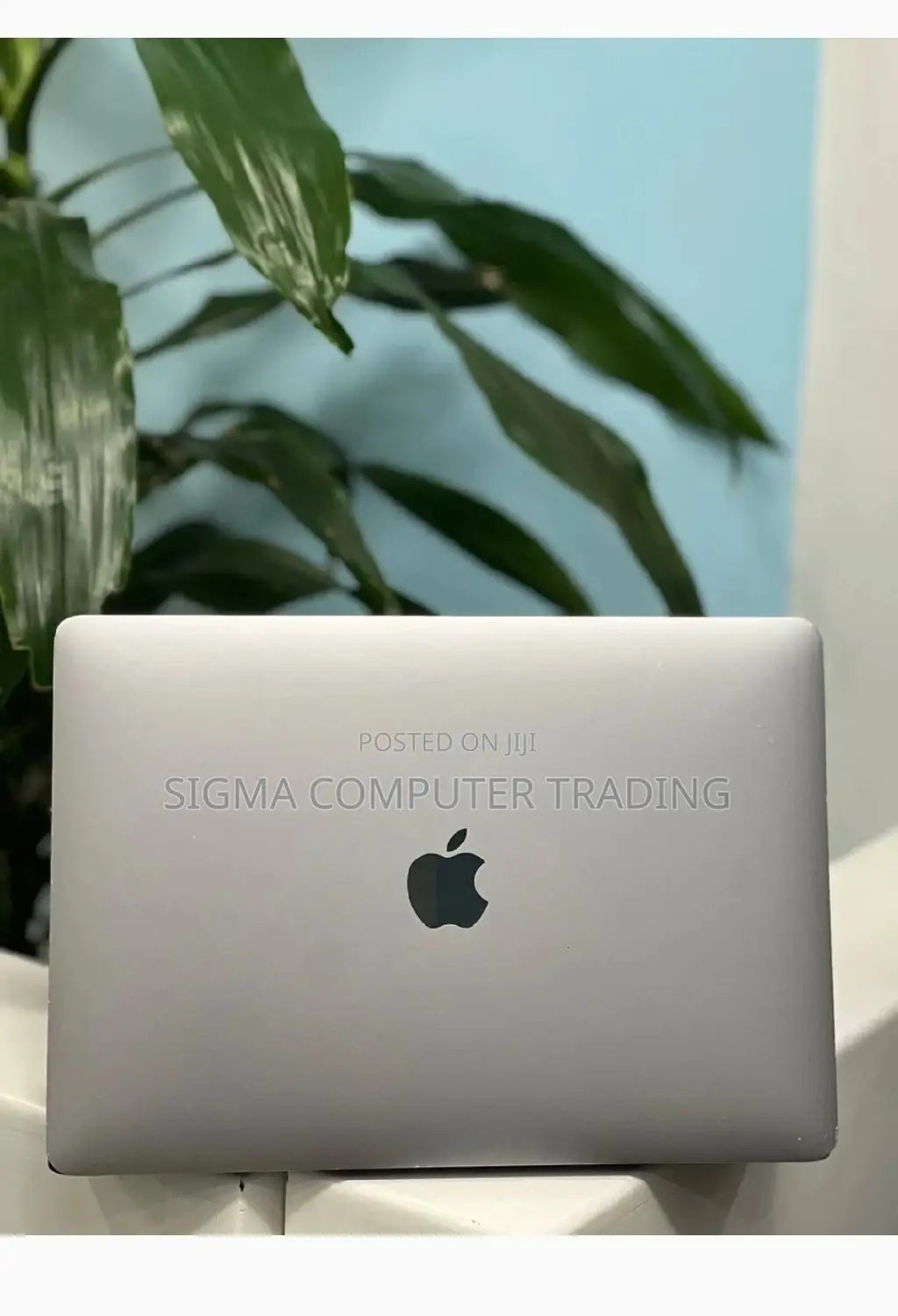 New Laptop Apple MacBook Pro M1 16GB Apple M1 Pro SSD 256GB