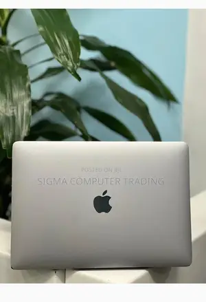 New Laptop Apple MacBook Pro M1 16GB Apple M1 Pro SSD 256GB