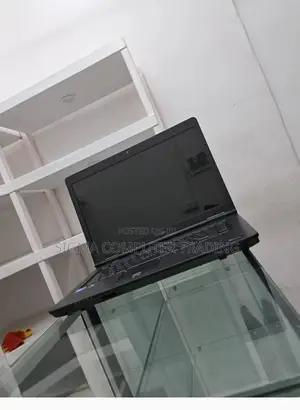 Photo - Laptop Toshiba Satellite C850 8GB Intel Core I5 HDD 1T