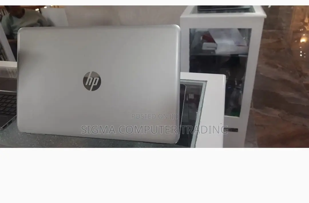 New Laptop HP Pavilion 15 8GB Intel Core I7 HDD 1T