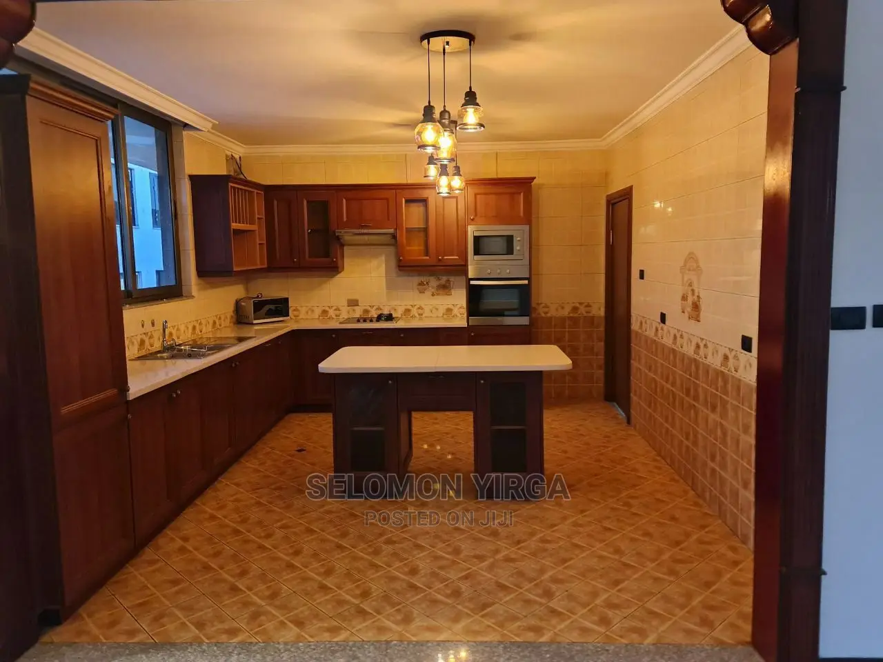 Furnished 8bdrm Apartment in አድስ አበባ, Bole for Rent