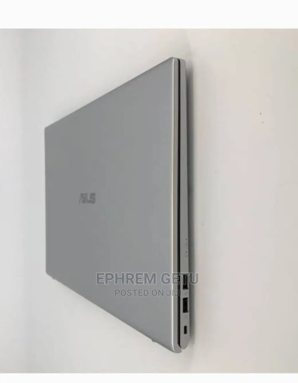 New Laptop Asus VivoBook 15 X505BA 8GB Intel Core I3 SSD 256GB