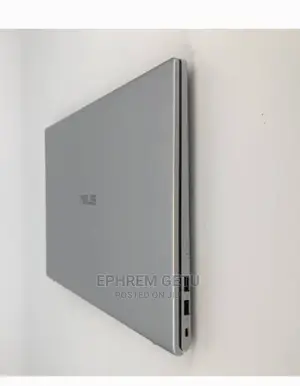 New Laptop Asus VivoBook 15 X505BA 8GB Intel Core I3 SSD 256GB