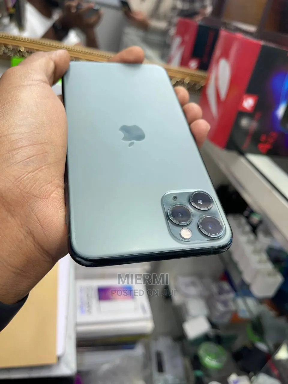 New Apple iPhone 13 Pro Max 256 GB Blue