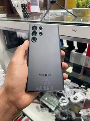 New Samsung Galaxy S22 Ultra 5G 256 GB Black