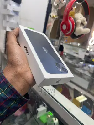 New Apple iPhone 13 128 GB Black