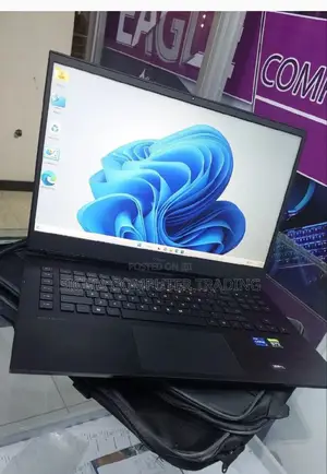 Photo - New Laptop HP Omen 17t 16GB Intel Core I7 SSD 1T