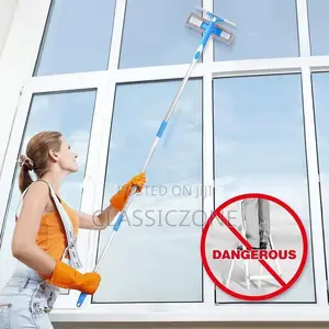 Multifunctional Window Cleaner and Scrabber