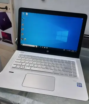 New Laptop HP Envy X360 8GB Intel Core I5 HDD 1T