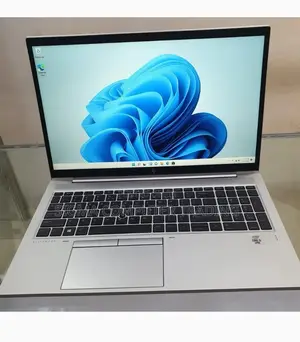 New Laptop Toshiba Satellite C55 8GB Intel Core I5 SSD 256GB