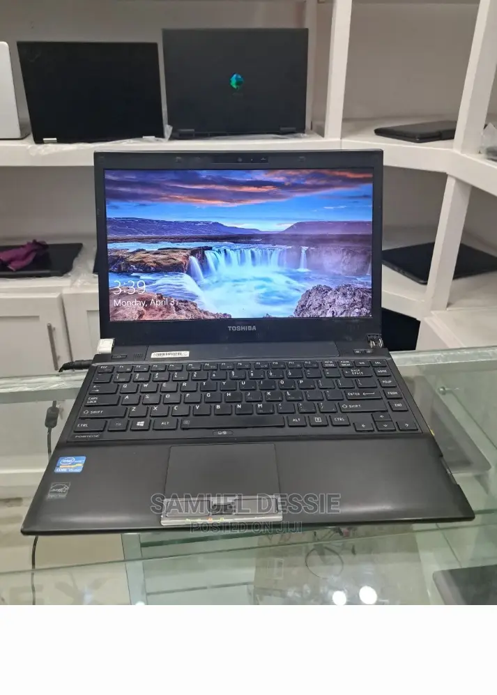 Laptop Toshiba Satellite C55 6GB Intel Core I5 HDD 500GB