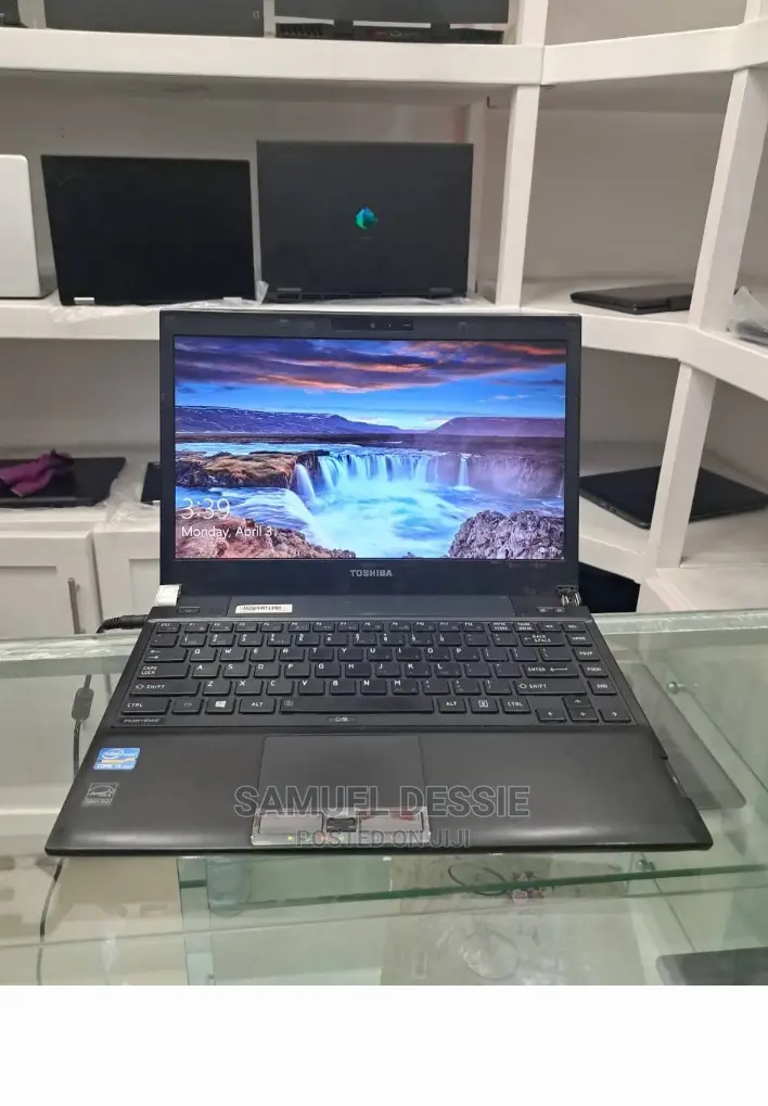 Laptop Toshiba Satellite C55 6GB Intel Core I5 HDD 500GB