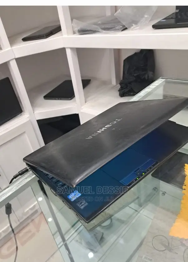 Laptop Toshiba Satellite C55 6GB Intel Core I5 HDD 500GB