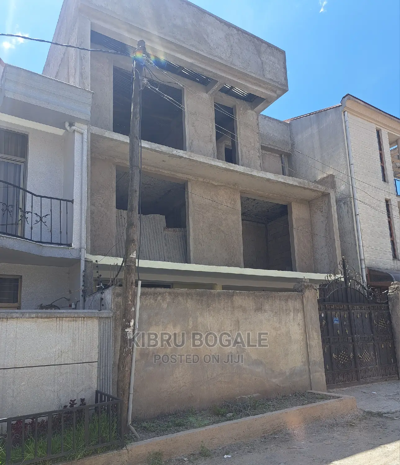 7bdrm House in Ayat, Bole for Sale