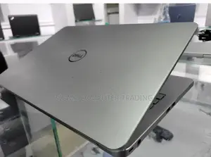 New Laptop Dell Inspiron 15 8GB Intel Core i7 SSD 512GB