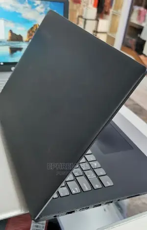 New Laptop Lenovo Ideapad 3 4GB Intel Core i7 HDD 500GB