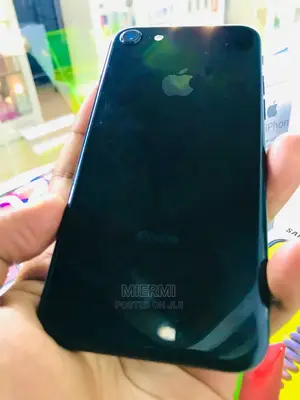 Apple iPhone 7 128 GB Black