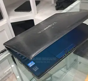 Photo - Laptop Toshiba Satellite C55 6GB Intel Core I5 HDD 500GB