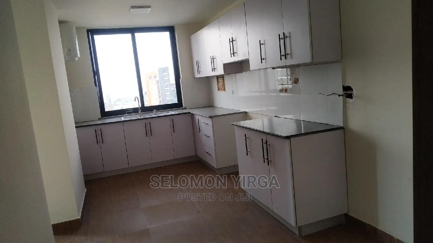 4bdrm Apartment in አድስ አበባ, Bole for Rent
