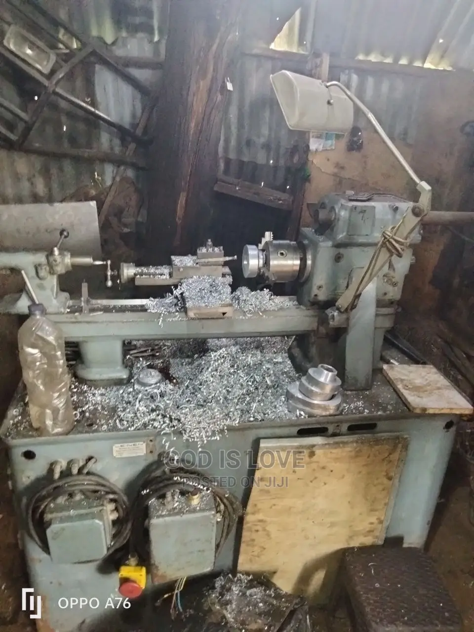Torno Machine