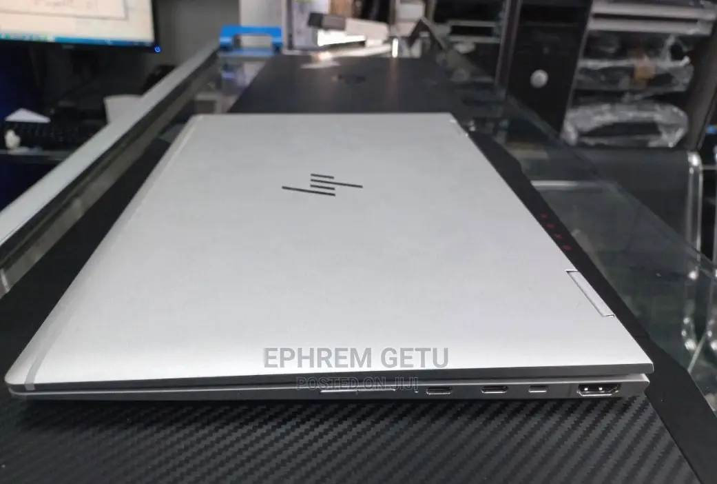 New Laptop HP EliteBook X360 1030 G2 8GB Intel Core I5 SSD 256GB