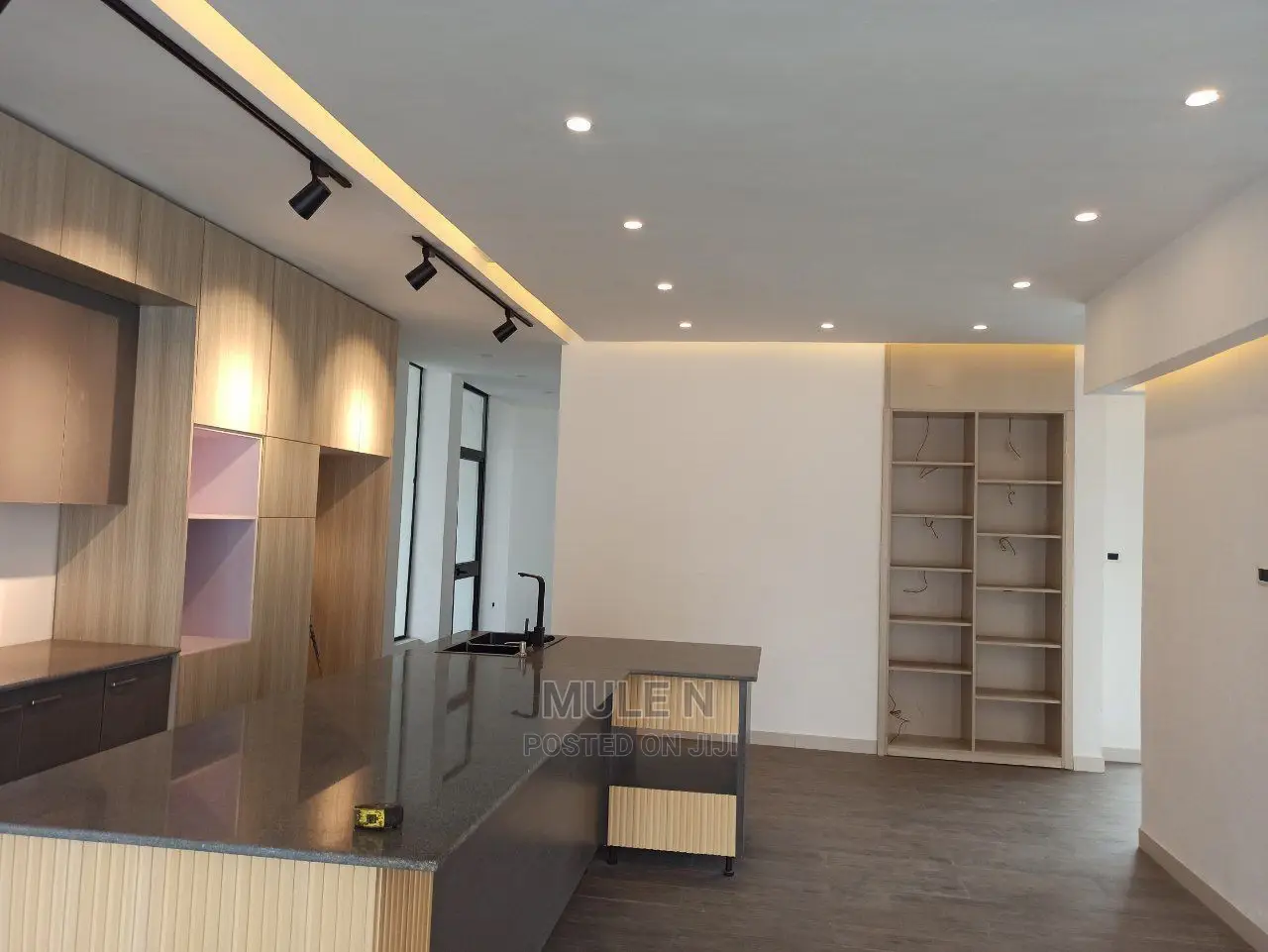 Furnished 8bdrm House in Salite Mihiret :ማዕድን, Yeka for Sale