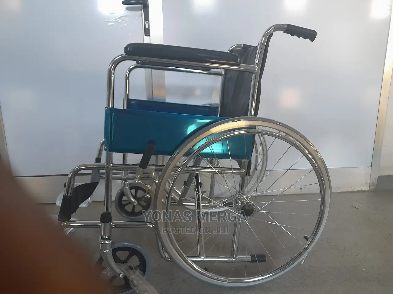 Wheelchair Brand:New