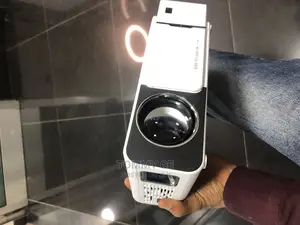 T5 High Brightness Projector በዐይነቱ ልዩ የሆነ አንድሮይድ ፕሮጀክተር