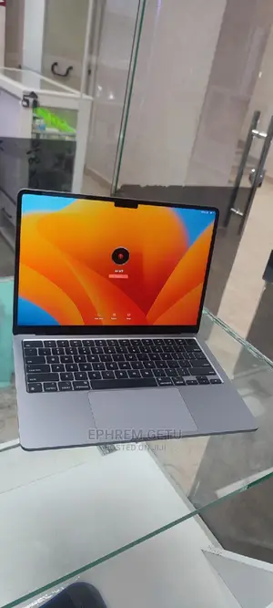 New Laptop Apple MacBook Air 8GB Apple M2 SSD 256GB