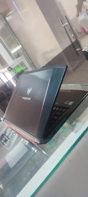 New Laptop Acer Predator 15 8GB Intel Core I7 HDD+SSD 1T